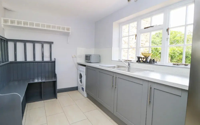 Hall Cottage