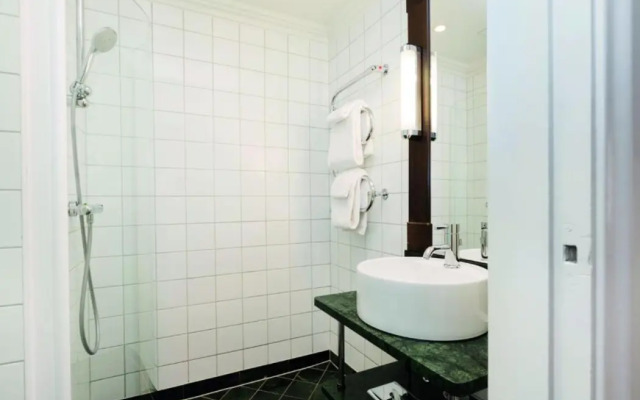 Elite Park Avenue Hotel