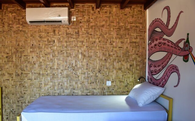 Mad Monkey Gili Trawangan - Hostel