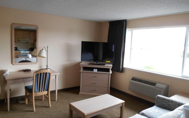 GuestHouse Inn & Suites Eugene / Springfield