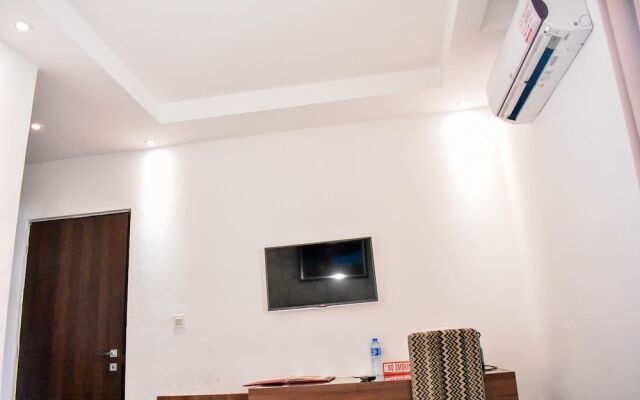 Sun Heaven Hotel & Resort V/I
