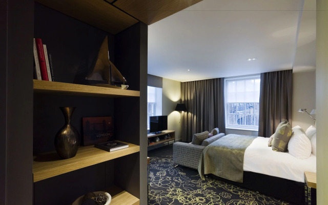 Apex Temple Court Hotel