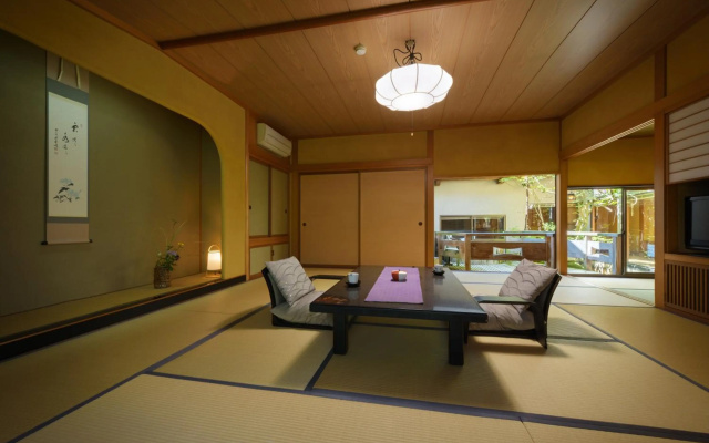 Shouhakutei Azumaso – Guest Rooms – Tendo