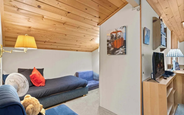 Sundance Foosball Table, Bbq, Near West Beach