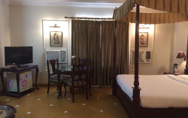 LMB Hotel