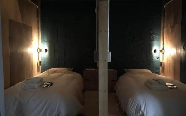 Area Inn Fushimicho Fukuyama Castle Side 2-8 - Hostel