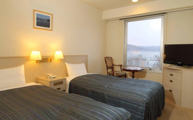 Suwa Lake Side Hotel