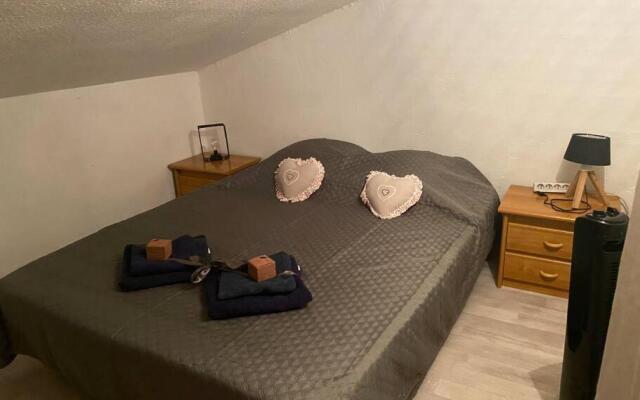 Un duplex pour 4 personne village camarguais