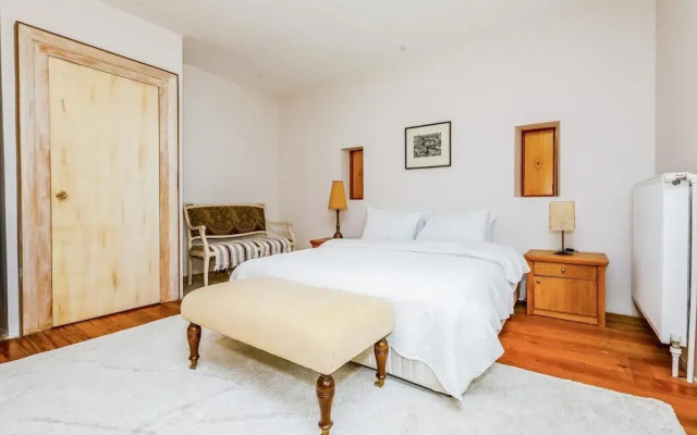 Spacious Private Villa With Pool in Sile