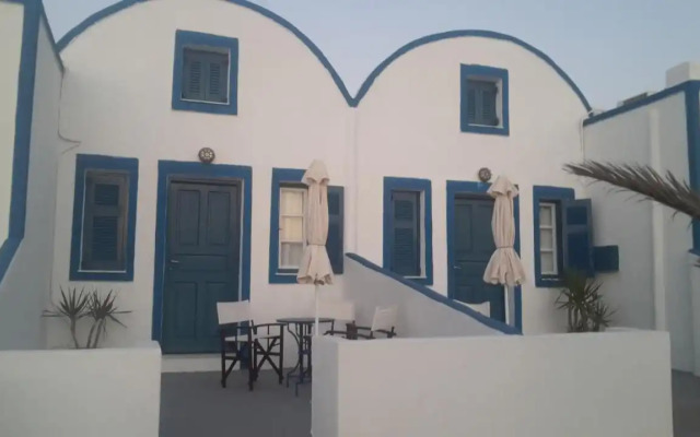 Paradisos Oia