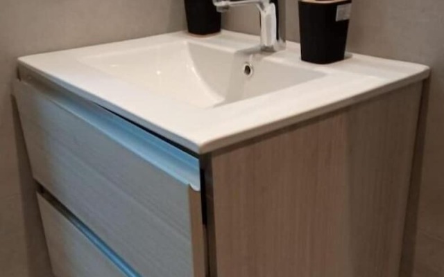 Mario - 5 Minutes to the Beach - A1