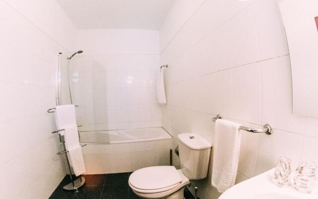 Arts In Apartments Pina