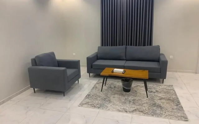 Holiday Plus Mishrifah Apartments
