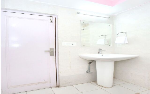 OYO Home 10980 2BHK Shady Edge Kaithu