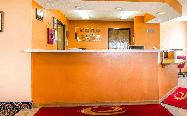 Econo Lodge Inn & Suites Pekin - Peoria Area