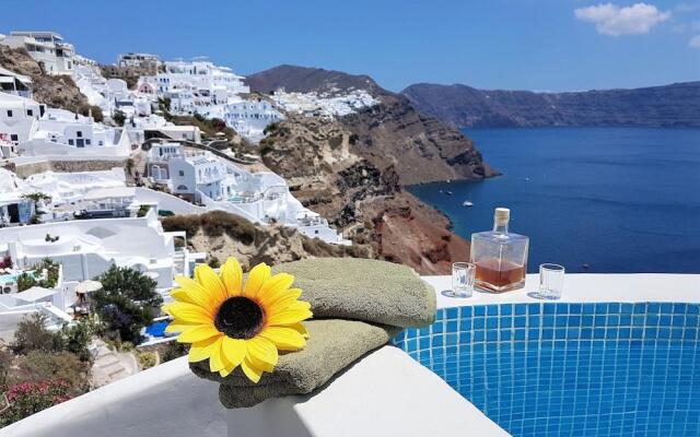 Aqua & Terra Traditional Cave Houses