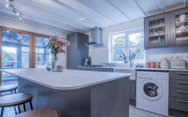 White Mill - 4 Bedroom Holiday Home - Lampeter Velfrey - Narberth