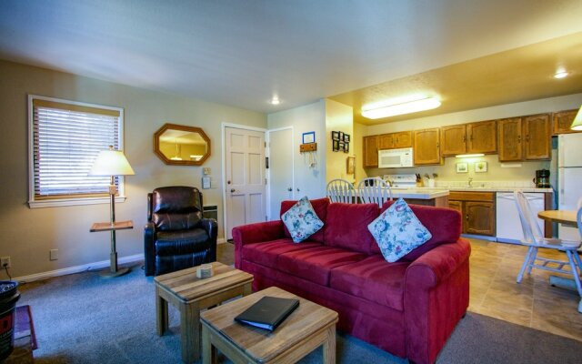 Hidden Valley #105 - 1 Br Condo