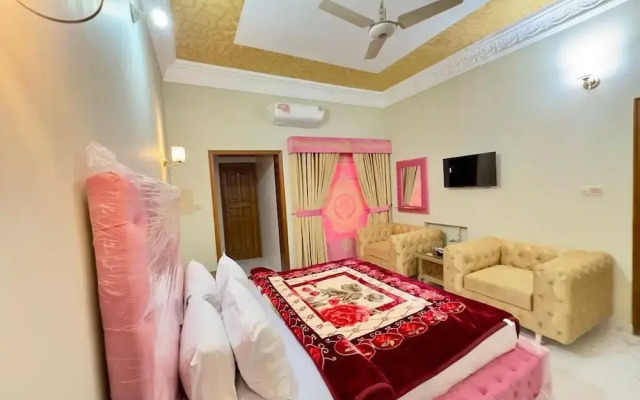 Decent Family Guest House
