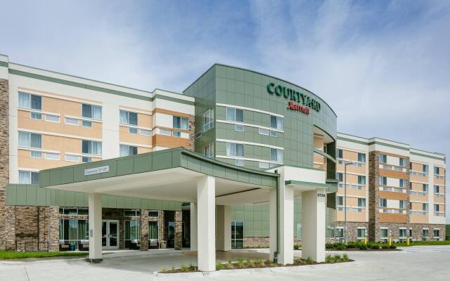 Courtyard by Marriott Omaha Bellevue Beardmore Event Center