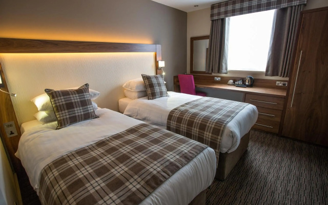 Mondo Hotel
