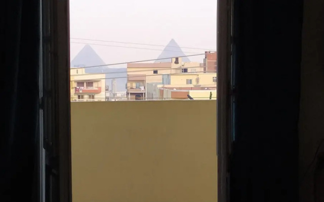 Pyramids View Apartments & Rooftop
