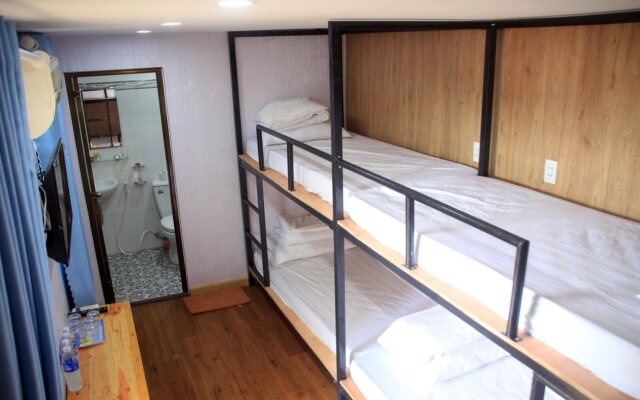 Ht Container Hostel