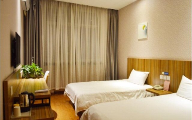 Eaka 365 Hotel Zhengding Airport Branch