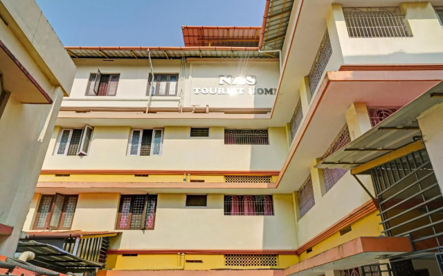 OYO Nas Tourist Home