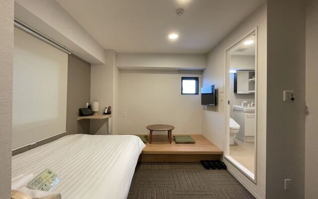 The Light Inn Tokyo Toneri