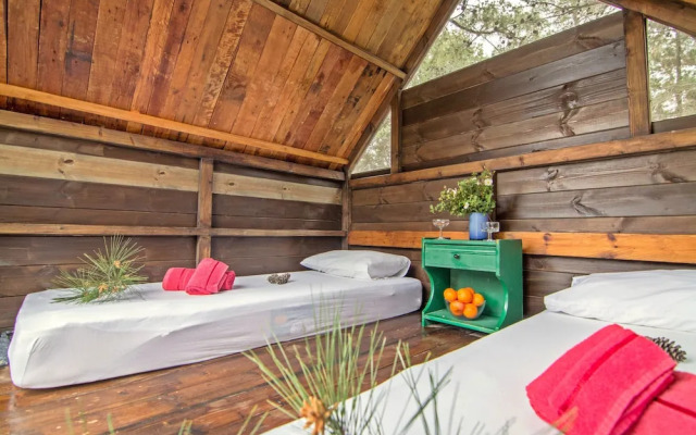Drolma Ling Nature Cabins
