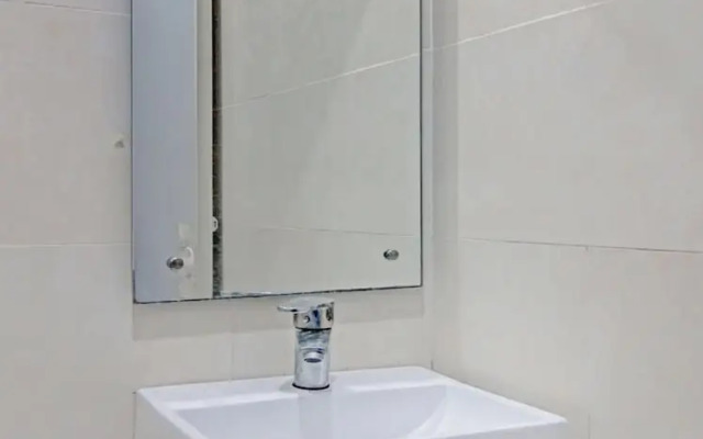 Capital O 90432 Family Residence Near SCBD, Ciwalk, Mall Casablanca