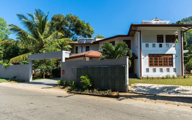 Niru Residence