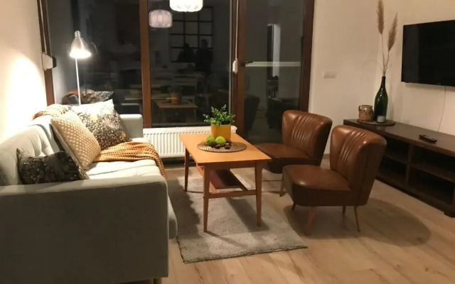 Erkel 19 Apartmanház