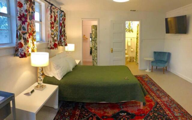 Back Room 1 of 5 downtown