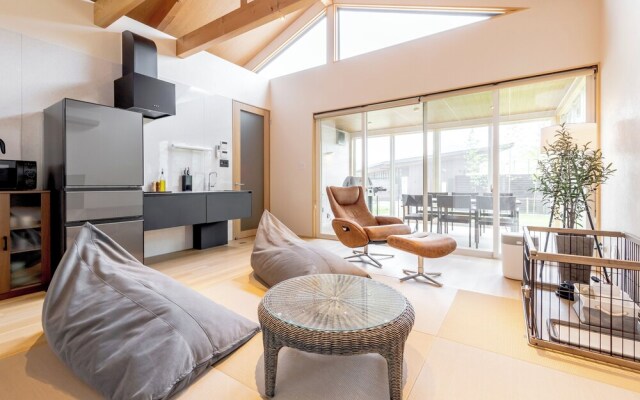 AWAUMI Fujikawaguchiko Resort