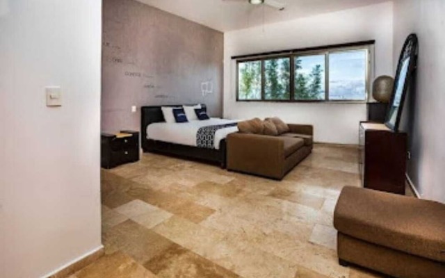 Hotel Suites Aeropuerto Cancun