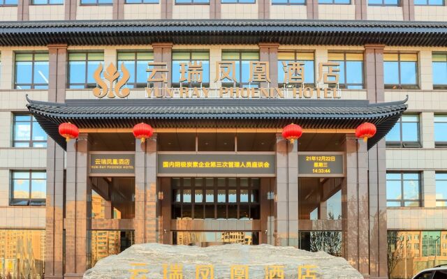 Yun-Ray Phoenix Hotel