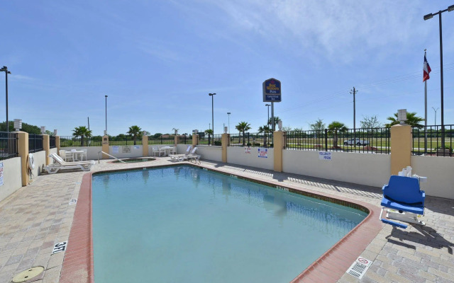 Best Western Lone Star Inn