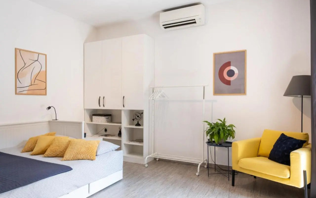 Studio Apartment Les - 4 min walk from amphiteatre