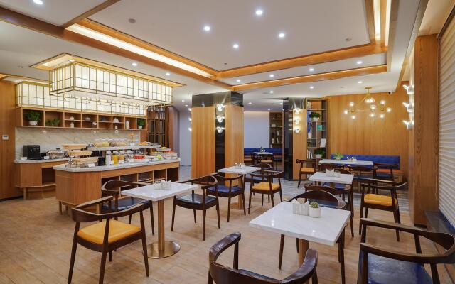 Jilin and Beijing Road Super 8 Hotel