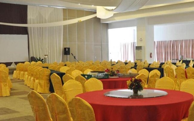 Crown Legacy Hotel