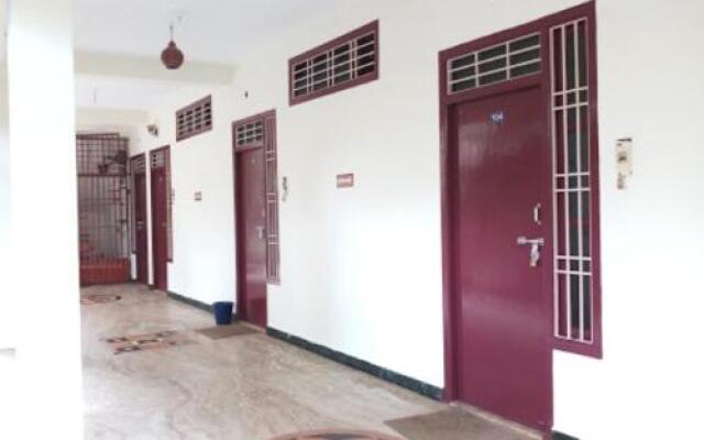 Muthu guest house