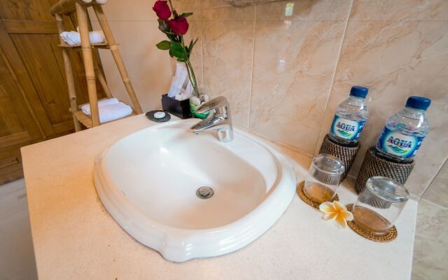 Villa Kubu Tanjung Sanur Bali