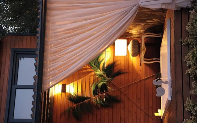 The Jungle Bungalov
