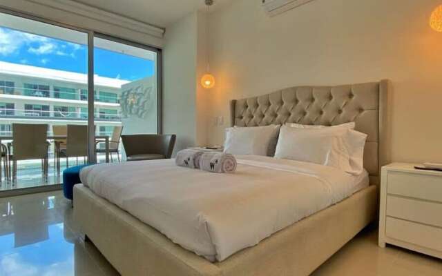 w Incredible 2BR w Unique View n AC