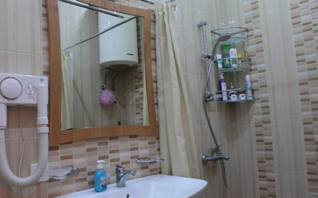 My sweet home on Gadzhibekova 105-119