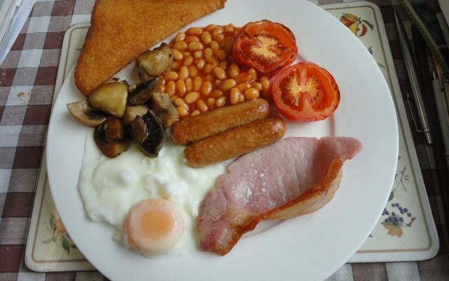 Eypeleaze B & B
