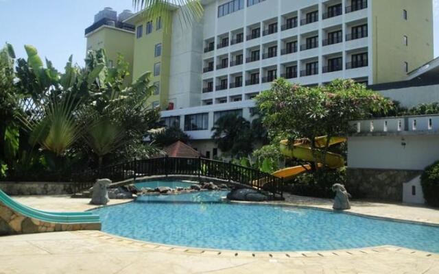 Sutanraja Hotel, Convention & Recreation