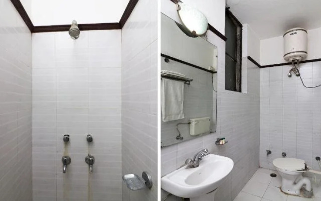 Hotel Samrat By OYO Rooms